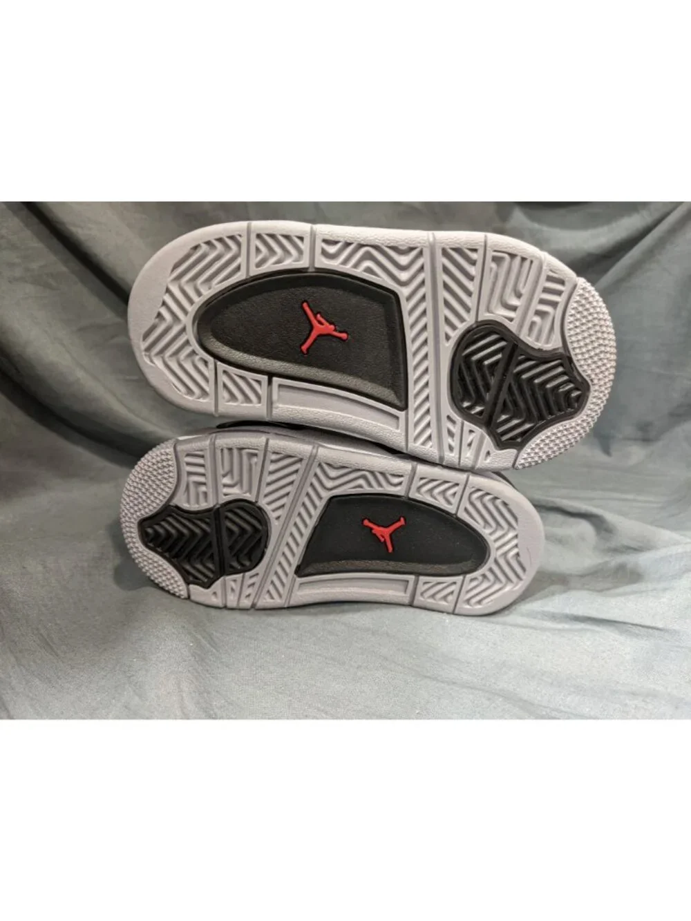 Nike Toddler Air Jordan Retro 4 Red and Black Size 5c NEW IN BOX